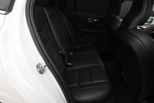 Volvo V60 D4 Inscription Xenium Pack + Panoramic Roof + BLIS + Park Pilot - Thumb 20
