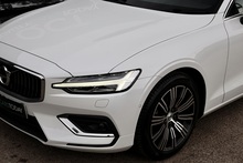 Volvo V60 D4 Inscription Xenium Pack + Panoramic Roof + BLIS + Park Pilot - Thumb 32