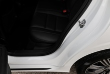 Volvo V60 D4 Inscription Xenium Pack + Panoramic Roof + BLIS + Park Pilot - Thumb 40