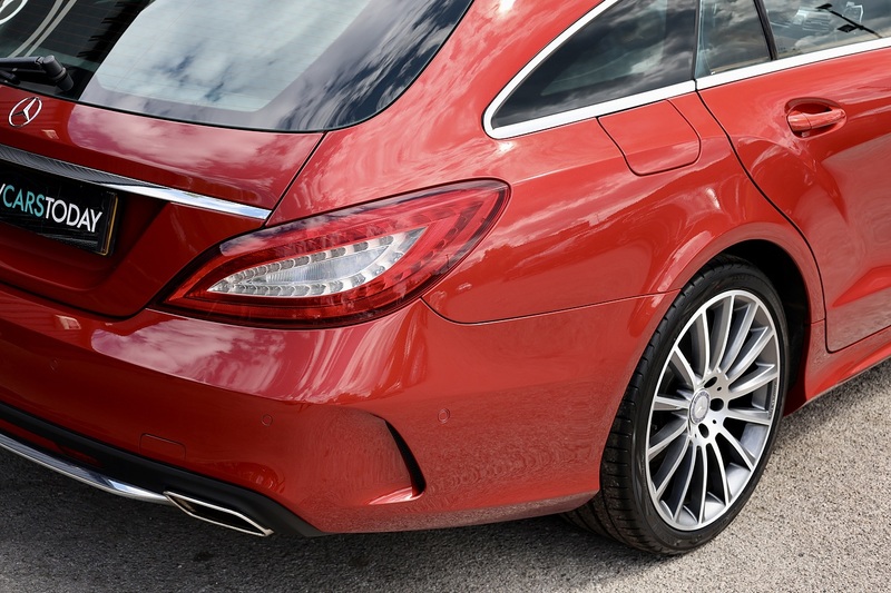 Mercedes-Benz CLS 220d AMG Line Shooting Brake 2 Former Keepers + Full Service History + Rare Spec Image 12