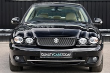 Jaguar X-Type 2.2 D SE 2 Former Keepers + Full Service History + Satellite Navigation + Heated Seats - Thumb 3