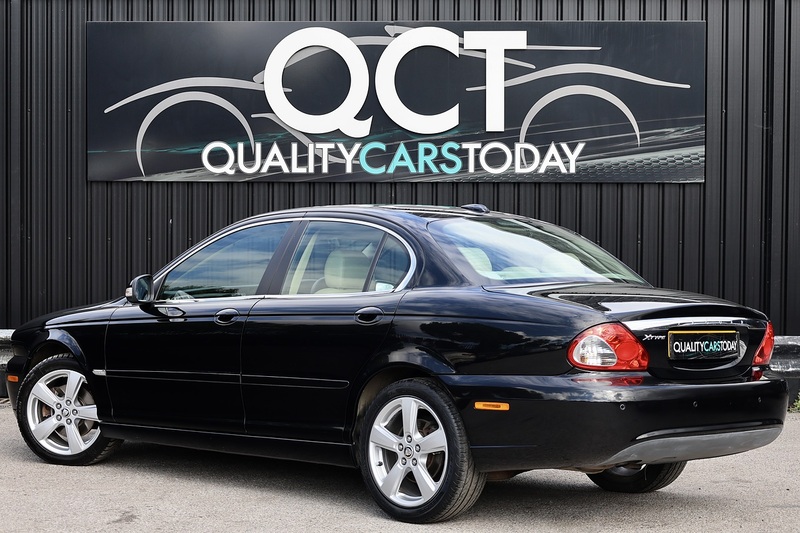 Jaguar X-Type 2.2 D SE 2 Former Keepers + Full Service History + Satellite Navigation + Heated Seats Image 10