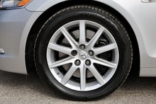 Lexus GS 300 SE 1 Lady Owner + Full Lexus Main Dealer History (19 Services) + Sunroof - Thumb 33