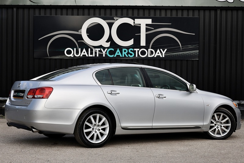 Lexus GS 300 SE 1 Lady Owner + Full Lexus Main Dealer History (19 Services) + Sunroof Image 9