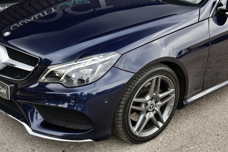 Mercedes-Benz E220 CDI AMG Line Convertible Full Service History + AirScarf + COMAND Online Image 33