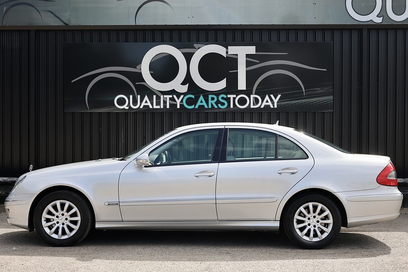 Mercedes-Benz E280 Elegance 3.0 V6 Petrol + 2 Former Keepers + 16 Services + Exceptional Image 1