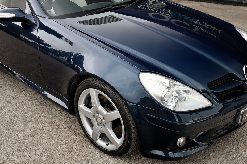 Mercedes-Benz SLK 350 AMG 1 Former Keeper + AMG Styling + Air Scarf + Memory Pack Image 20