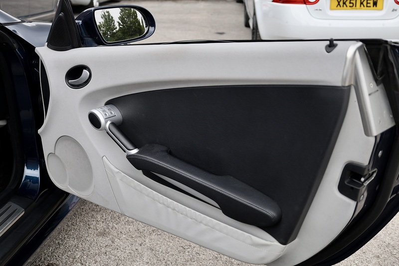 Mercedes-Benz SLK 350 AMG 1 Former Keeper + AMG Styling + Air Scarf + Memory Pack Image 10