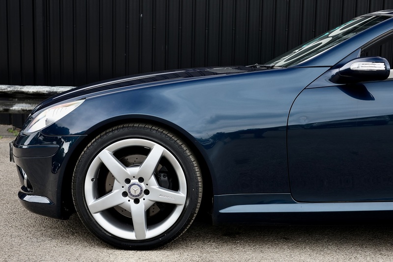 Mercedes-Benz SLK 350 AMG 1 Former Keeper + AMG Styling + Air Scarf + Memory Pack Image 23