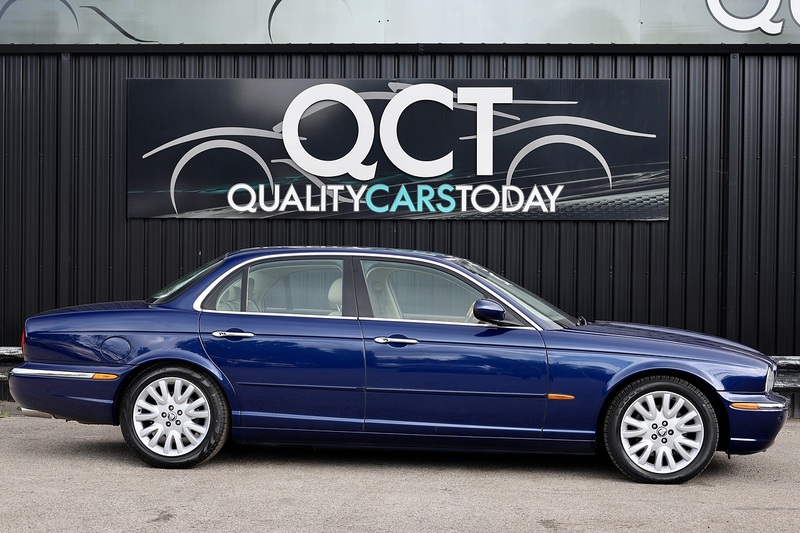 Jaguar XJ6 2 Former Keepers + 17 Services + Very Clean Example Image 5