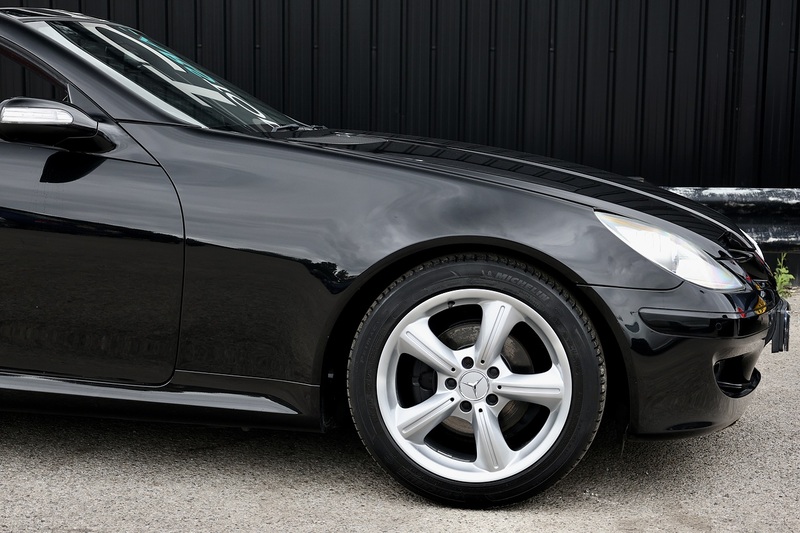 Mercedes-Benz SLK 200K 1 Owner + Air Scarf + Heated Seats + Luxury Climate Image 23