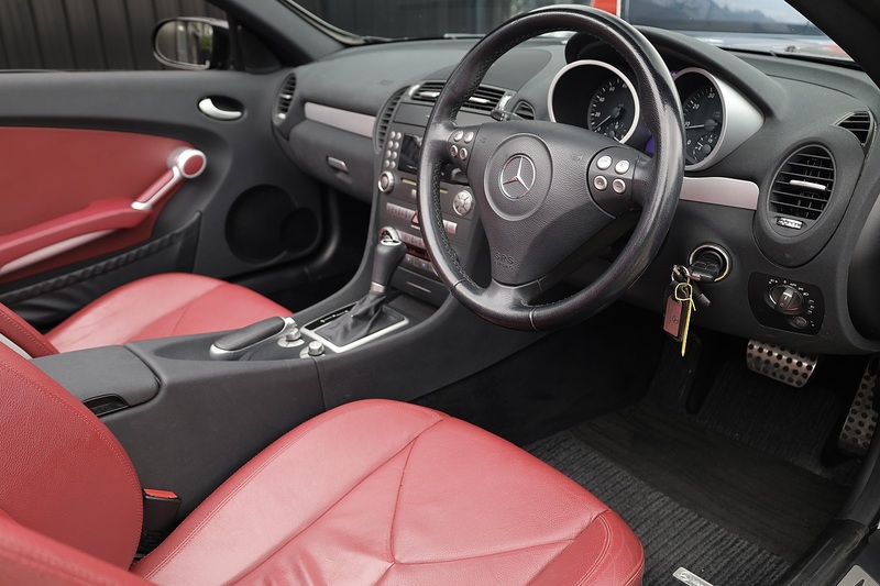 Mercedes-Benz SLK 200K 1 Owner + Air Scarf + Heated Seats + Luxury Climate Image 6