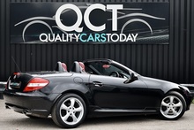 Mercedes-Benz SLK 200K 1 Owner + Air Scarf + Heated Seats + Luxury Climate - Thumb 10