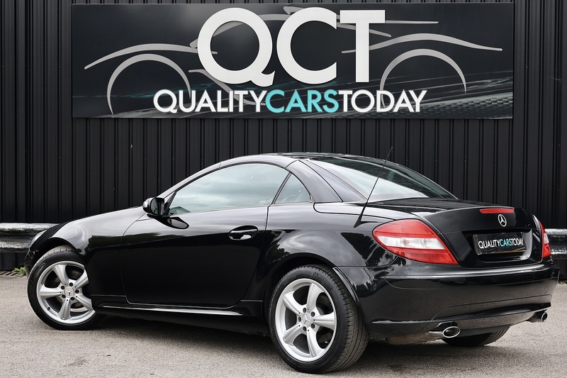 Mercedes-Benz SLK 200K 1 Owner + Air Scarf + Heated Seats + Luxury Climate Image 9