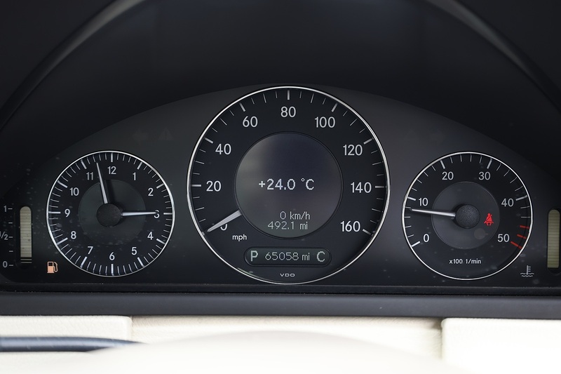 Mercedes-Benz CLK 220 CDI Elegance Lady Owner since 2013 + 15 Services + Rare Model Image 38