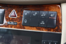Mercedes-Benz CLK 220 CDI Elegance Lady Owner since 2013 + 15 Services + Rare Model - Thumb 16