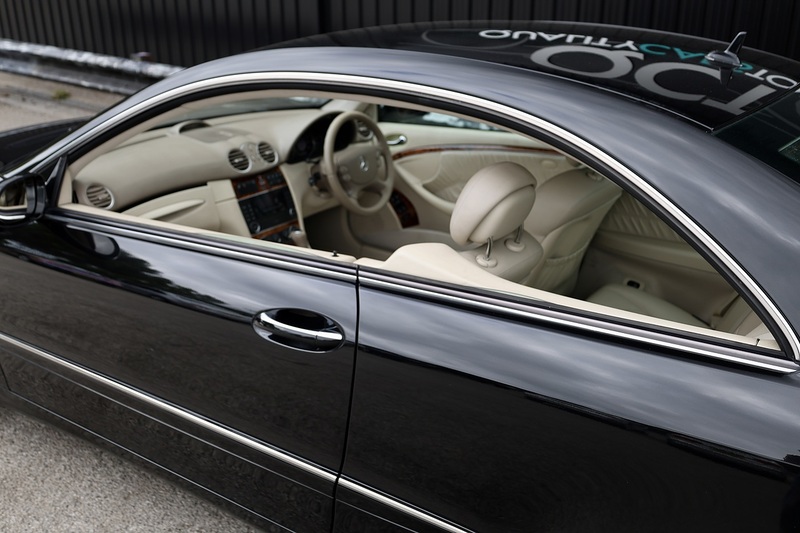 Mercedes-Benz CLK 220 CDI Elegance Lady Owner since 2013 + 15 Services + Rare Model Image 11