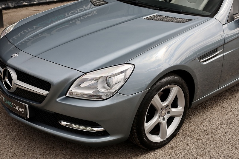 Mercedes-Benz SLK 200 1 Former Keeper + Pano Roof + COMAND Image 22