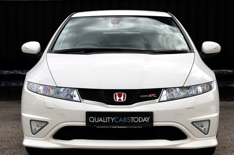 Honda Civic Type R Championship White Edition 1 Owner + Just 3,325 + Exceptional Condition Image 3