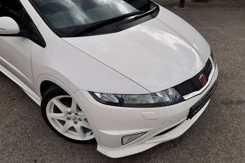 Honda Civic Type R Championship White Edition 1 Owner + Just 3,325 + Exceptional Condition Image 16