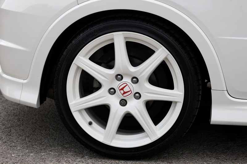 Honda Civic Type R Championship White Edition 1 Owner + Just 3,325 + Exceptional Condition Image 36