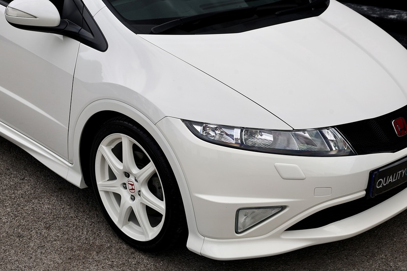 Honda Civic Type R Championship White Edition 1 Owner + Just 3,325 + Exceptional Condition Image 15