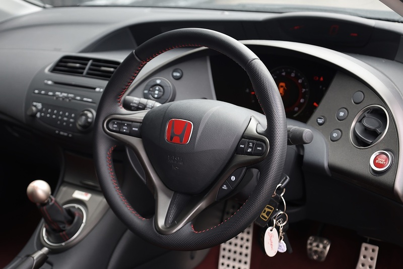 Honda Civic Type R Championship White Edition 1 Owner + Just 3,325 + Exceptional Condition Image 24