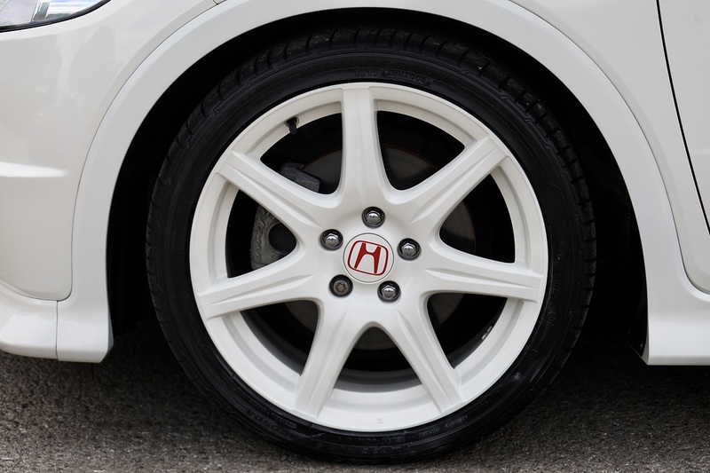 Honda Civic Type R Championship White Edition 1 Owner + Just 3,325 + Exceptional Condition Image 35