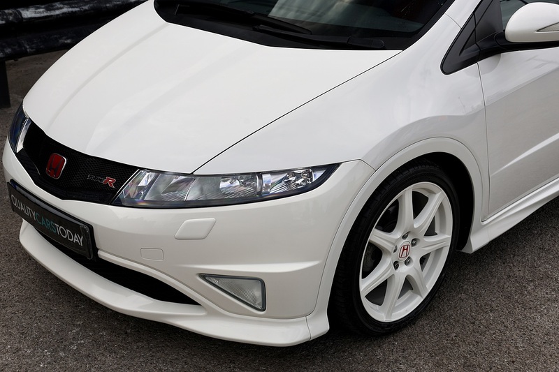 Honda Civic Type R Championship White Edition 1 Owner + Just 3,325 + Exceptional Condition Image 30