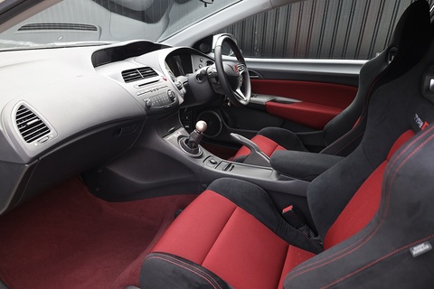 1 Owner + Just 3,325 + Exceptional Condition