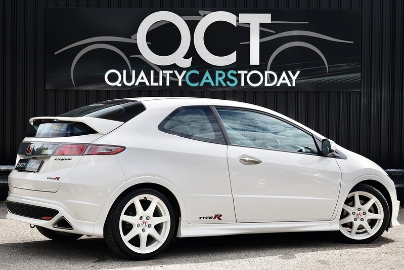 Honda Civic Type R Championship White Edition 1 Owner + Just 3,325 + Exceptional Condition Image 7