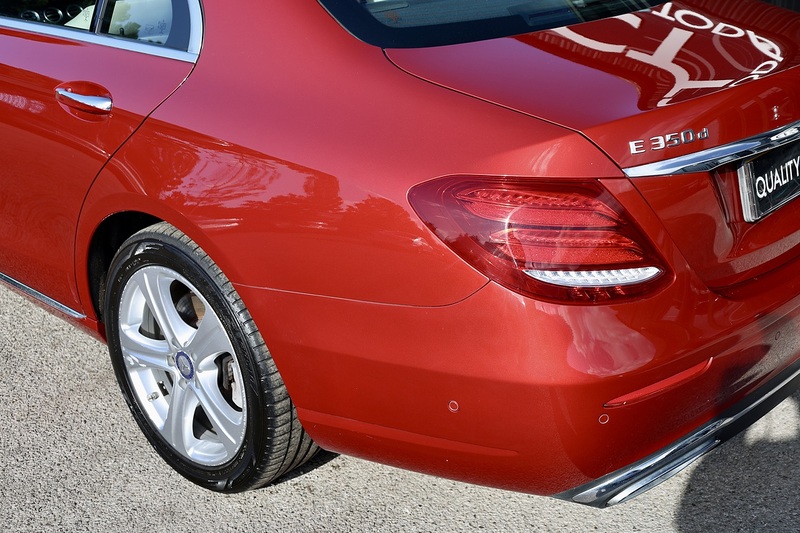 Mercedes-Benz E350d SE Premium Plus 1 Former Keeper + Full MB Main Dealer + Pano Roof + Burmester + Head Up Image 37