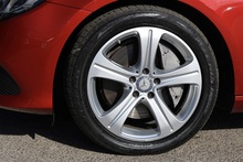 Mercedes-Benz E350d SE Premium Plus 1 Former Keeper + Full MB Main Dealer + Pano Roof + Burmester + Head Up - Thumb 41
