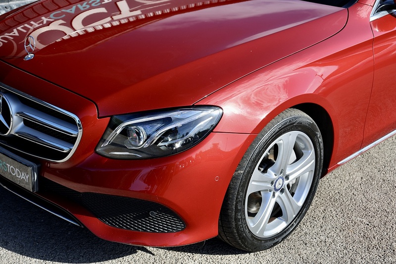 Mercedes-Benz E350d SE Premium Plus 1 Former Keeper + Full MB Main Dealer + Pano Roof + Burmester + Head Up Image 34