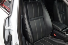 Land Rover Range Rover Velar D300 R-Dynamic S + Panoramic Roof + New Engine December 2024 - Thumb 19