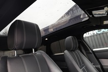 Land Rover Range Rover Velar D300 R-Dynamic S + Panoramic Roof + New Engine December 2024 - Thumb 12