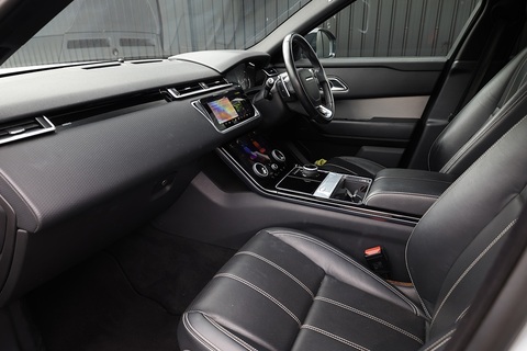 R-Dynamic S + Panoramic Roof + New Engine December 2024