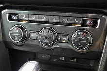 Volkswagen Tiguan TDI R-Line Pano Roof + LED Lights + Full History inc.Timing Belt - Thumb 20