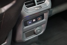 Volkswagen Tiguan TDI R-Line Pano Roof + LED Lights + Full History inc.Timing Belt - Thumb 29