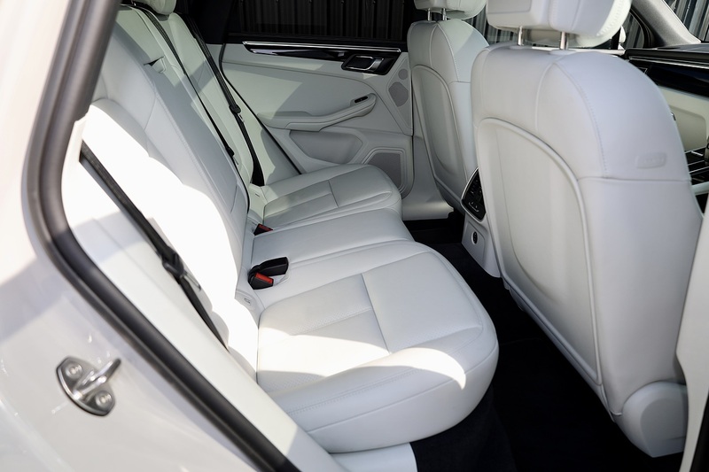 Porsche Macan S 1 Lady Owner + Porsche Warranty + Pano Roof + High Spec Image 21
