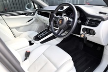 Porsche Macan S 1 Lady Owner + Porsche Warranty + Pano Roof + High Spec - Thumb 6