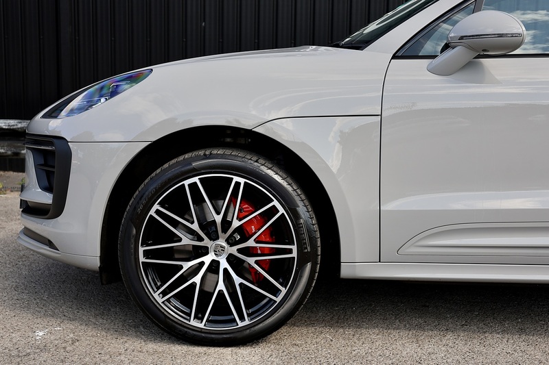 Porsche Macan S 1 Lady Owner + Porsche Warranty + Pano Roof + High Spec Image 42