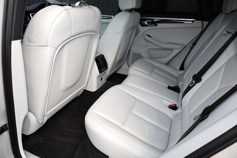 Porsche Macan S 1 Lady Owner + Porsche Warranty + Pano Roof + High Spec Image 49