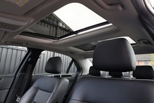 Mercedes-Benz E220 CDI Executive SE 2 Former Keepers + Just Serviced inc.Gearbox by MB + Pano Roof - Thumb 15