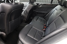 Mercedes-Benz E220 CDI Executive SE 2 Former Keepers + Just Serviced inc.Gearbox by MB + Pano Roof - Thumb 16