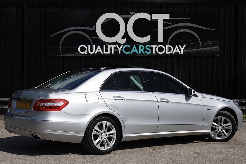 Mercedes-Benz E220 CDI Executive SE 2 Former Keepers + Just Serviced inc.Gearbox by MB + Pano Roof Image 9