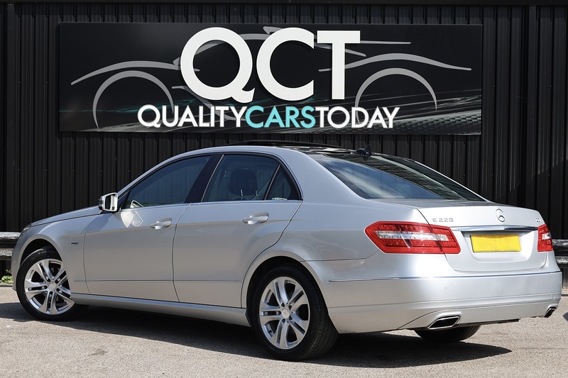 Mercedes-Benz E220 CDI Executive SE 2 Former Keepers + Just Serviced inc.Gearbox by MB + Pano Roof Image 8
