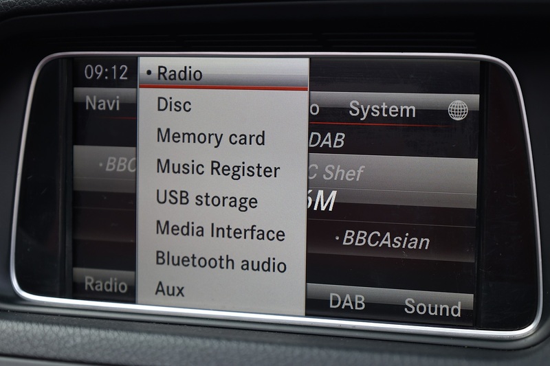Mercedes-Benz E350 CDI AMG Sport Convertible Just Serviced by MB + X4 New Dunlop + Air Scarf + ULEZ Image 18