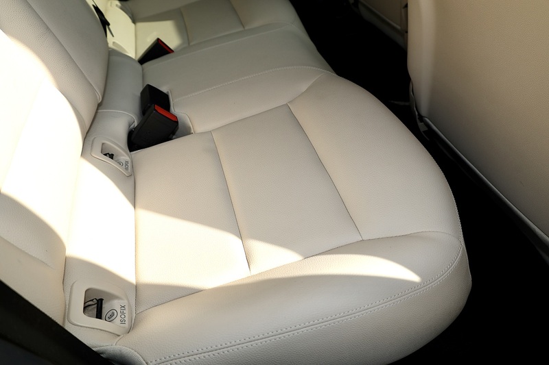 Mercedes-Benz GLA 220d Sport Premium Plus Panoramic Roof + Memory Pack + Reverse Cam + Very Rare Spec Image 14