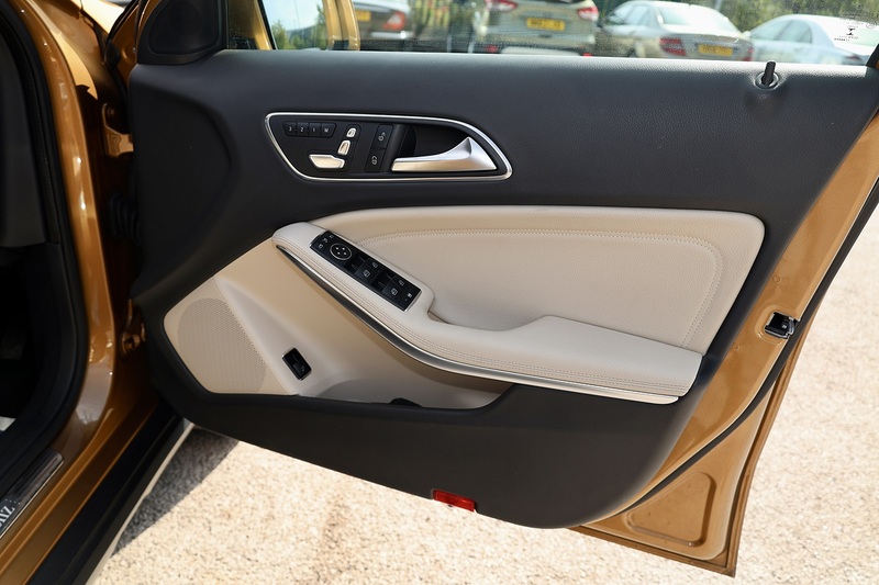 Mercedes-Benz GLA 220d Sport Premium Plus Panoramic Roof + Memory Pack + Reverse Cam + Very Rare Spec Image 31